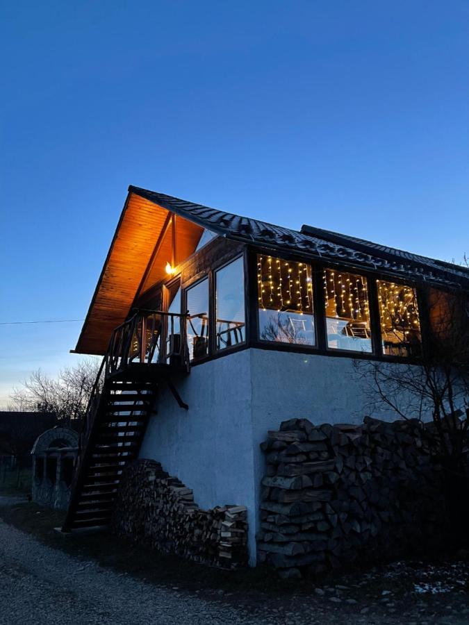 Guesthouse Karpaty Yasinia Esterno foto